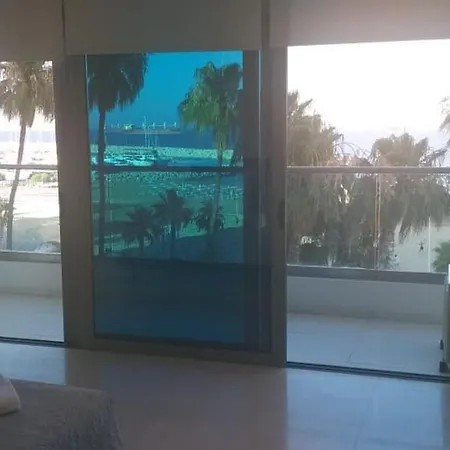 Apartamento Horizon Luxury At Finikoudes Beach 302